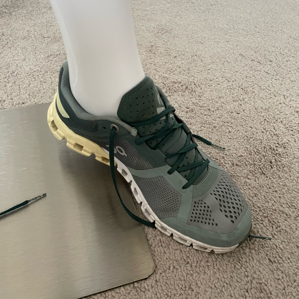 OnCloud Women's Stylish Green Sneakers